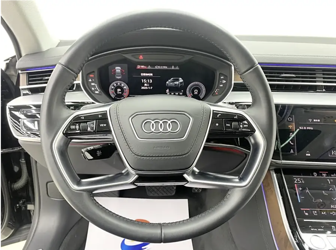 
								Audi A8L 2021 full									