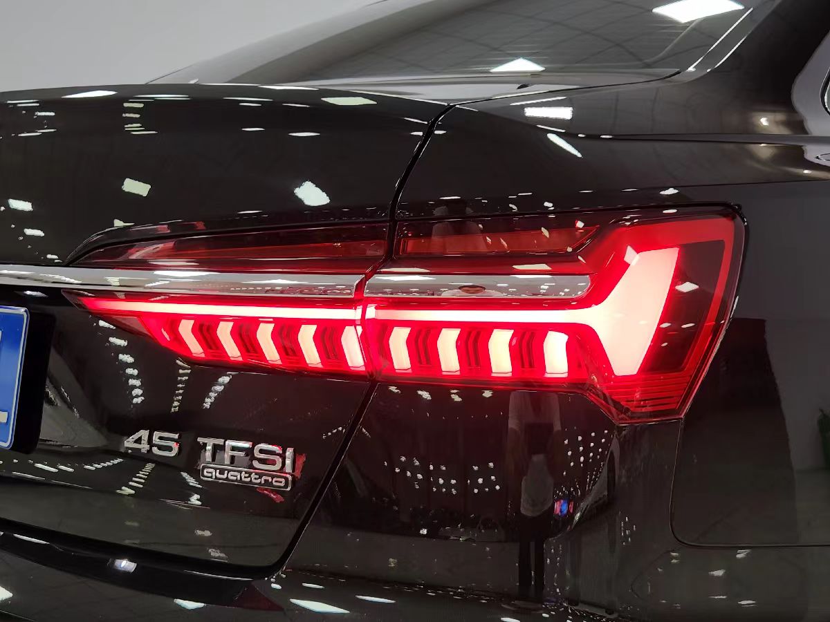 
								Audi A6L 2019 full									