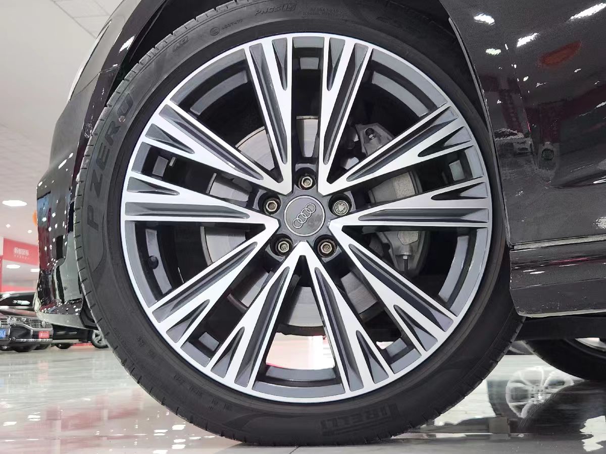 
								Audi A6L 2019 full									