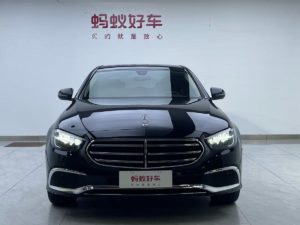 Mercedes-Benz E260L 2023