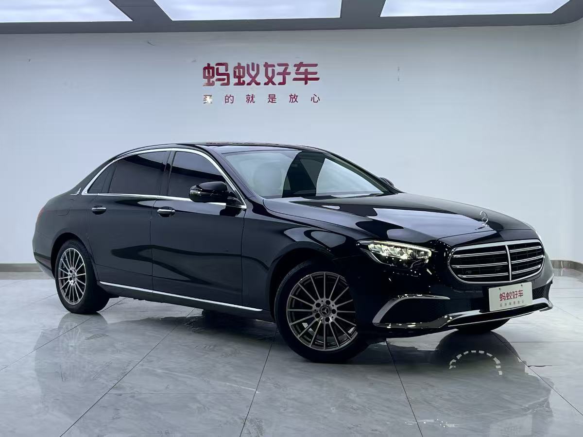 
								Mercedes-Benz E260L 2023 full									