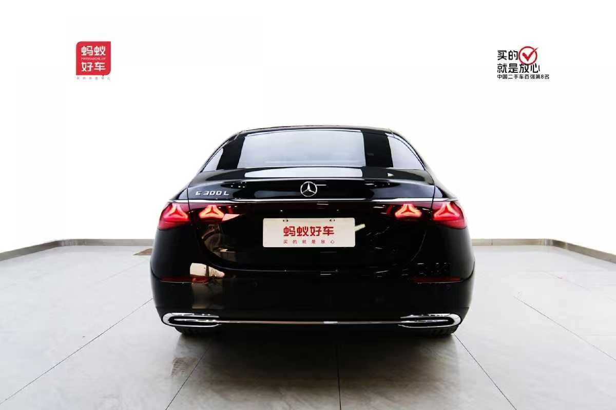 
								Mercedes-Benz E300L 2024 full									