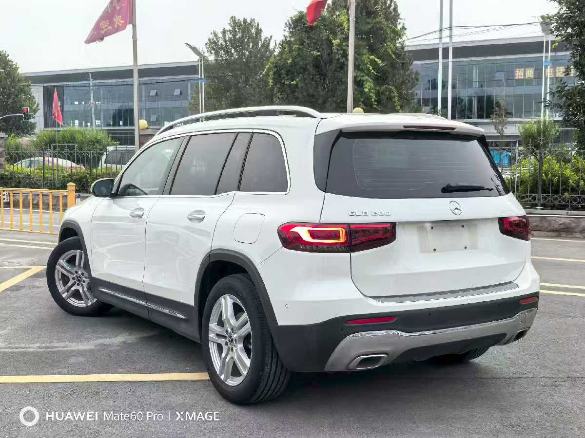 
								Mercedes-Benz GLB 200 2020 full									