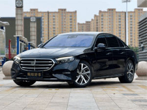 Mercedes-Benz E300L 2025
