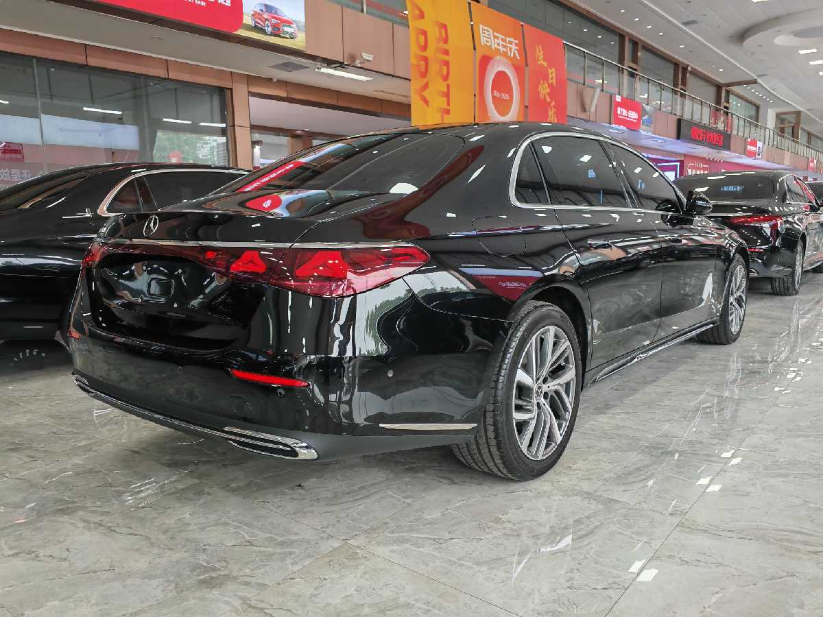 
								Mercedes-Benz E300L 2025 full									