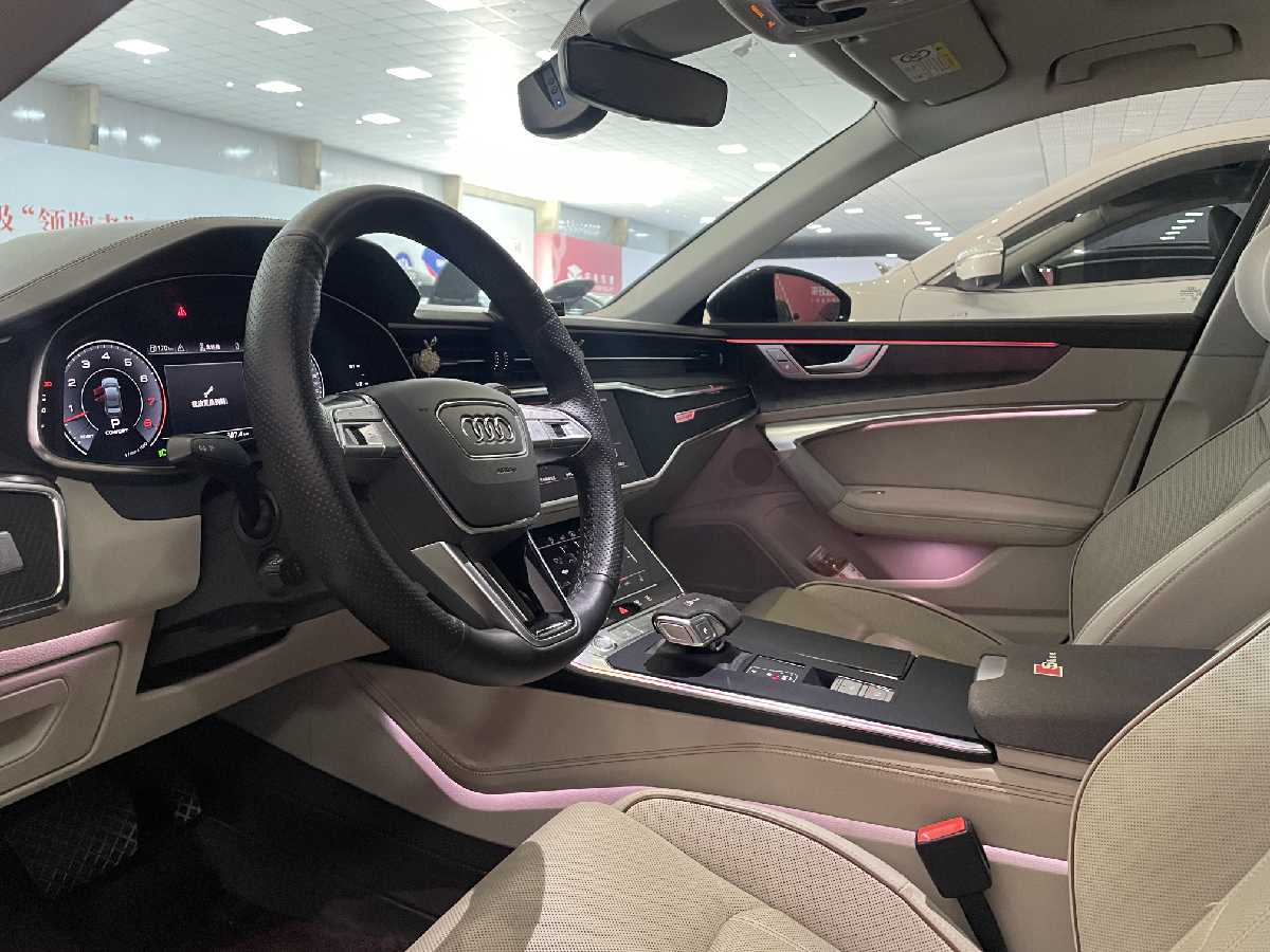 
								Audi A6L 2020 full									