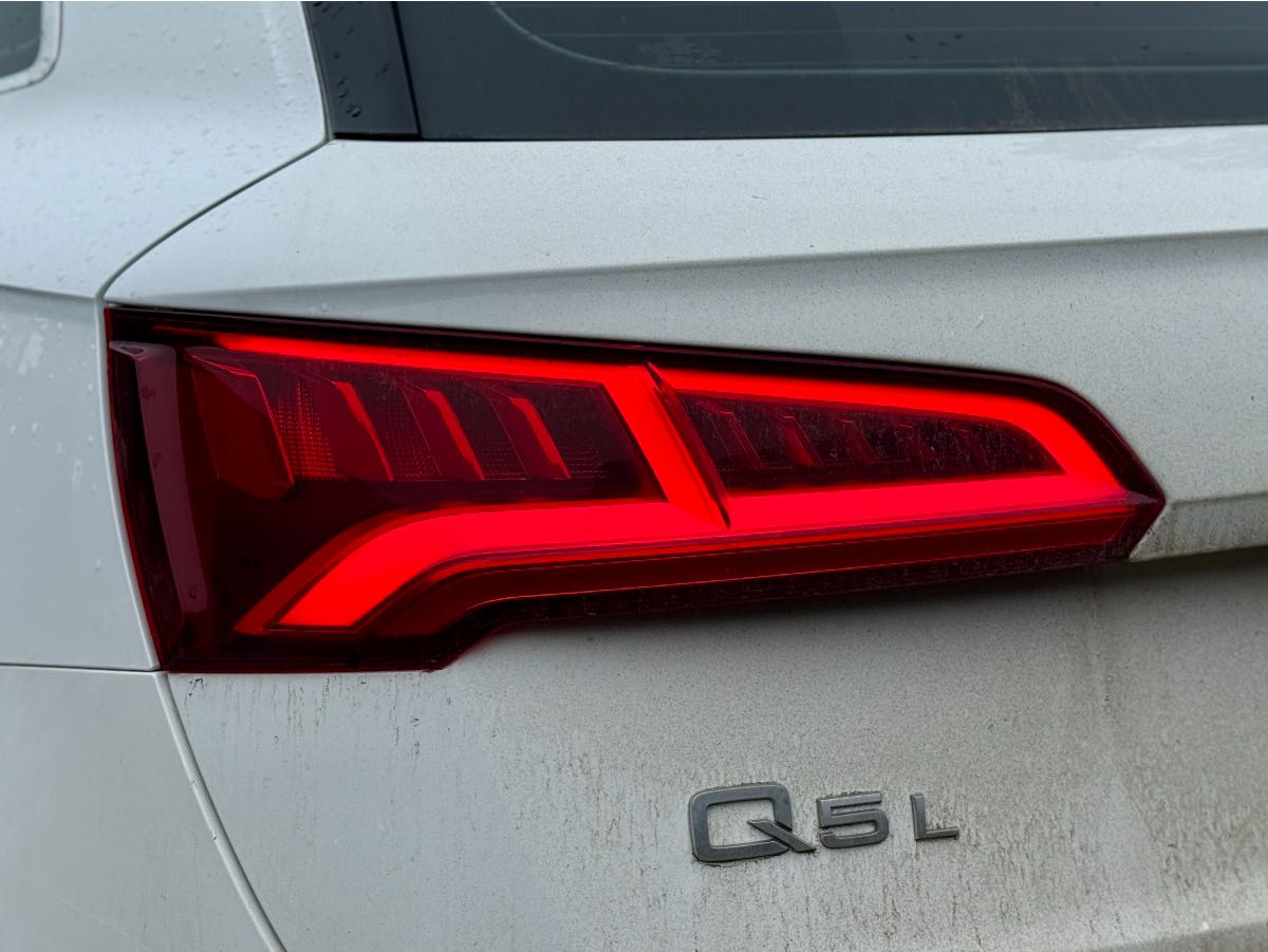 
								Audi Q5L 2020 full									