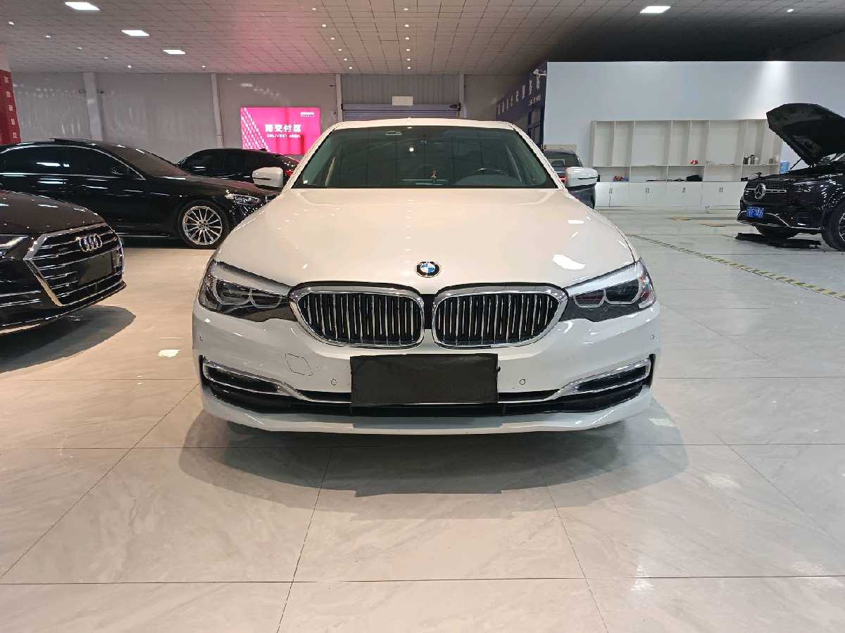 
								BMW 5-serie 2019 full									