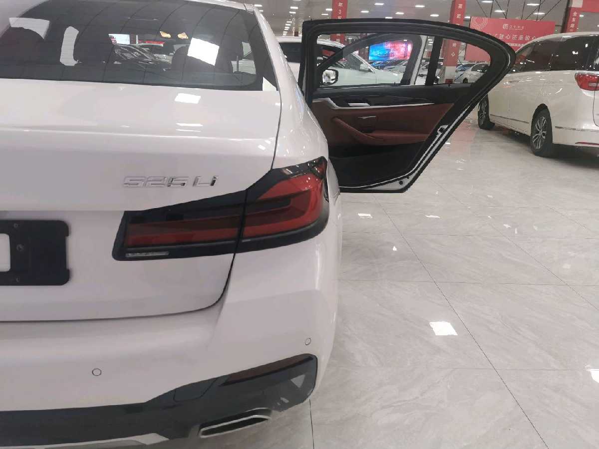 
								BMW 5-serie 2022 full									