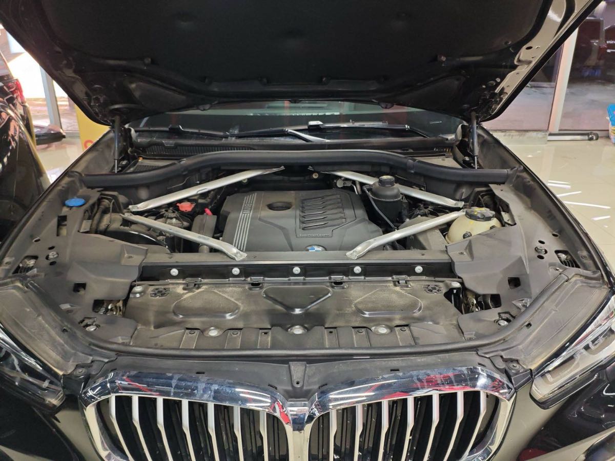 
								BMW X5 2020 full									