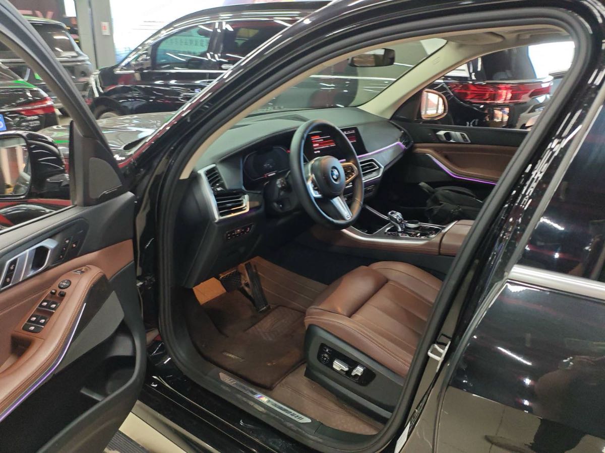 
								BMW X5 2020 full									