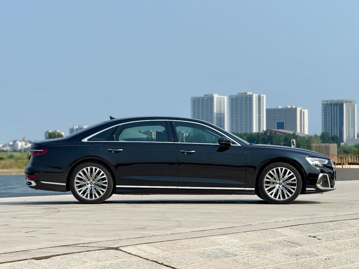 
								Audi A8L 2024 full									