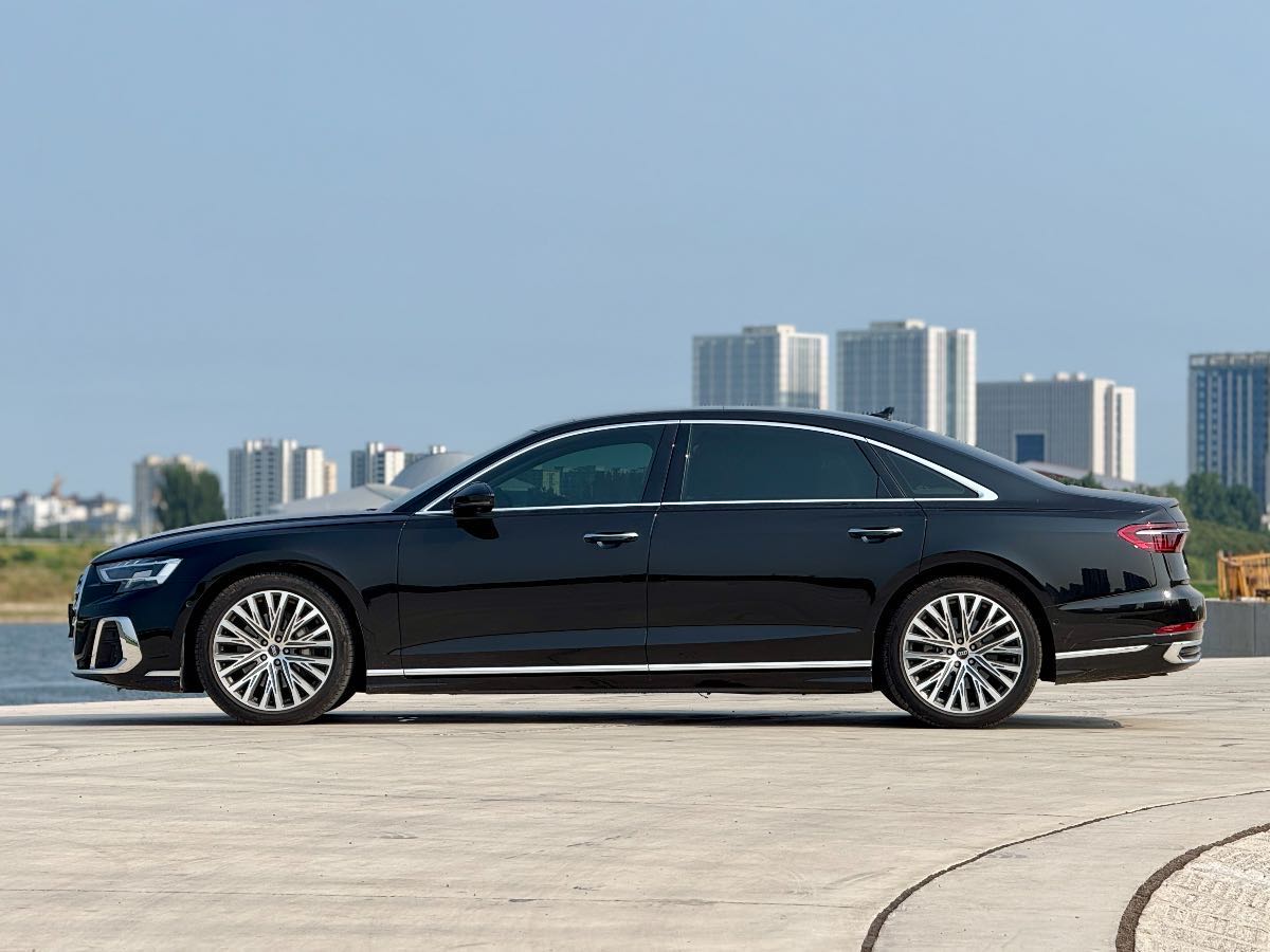 
								Audi A8L 2024 full									