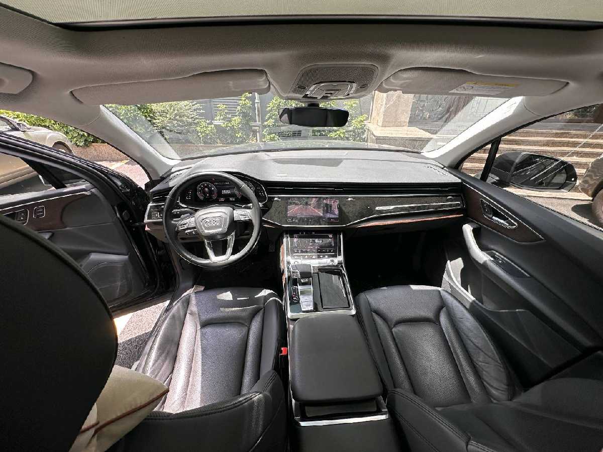 
								Audi Q7 2020 full									