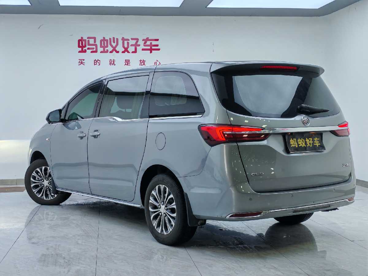 
								Buick GL8 2023 full									